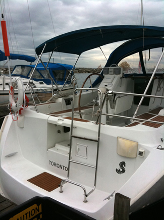 Beneteau_393_Transom2