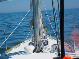 Beneteau 393 Deck Bow View